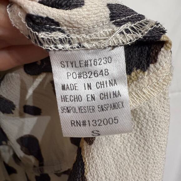 Entro Cream Leopard Print Tunic Blouse Sz S - Picture 6 of 12